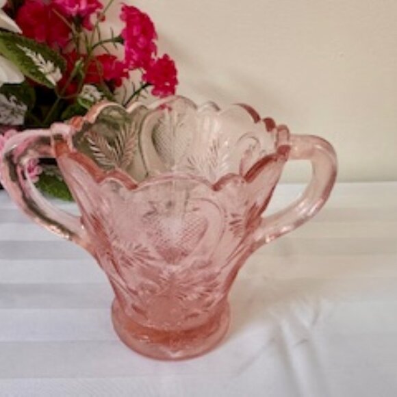 Fenton Pink Art Glass Vase Vintage Dual Handle Strawberry Pattern Scalloped Rim - Picture 2 of 7